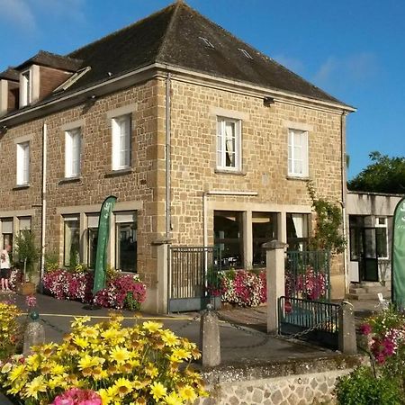 Le Lion Verd Putanges-le-Lac Exterior foto